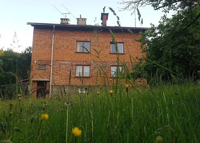 Bujakow, Zdrojowa 58a *