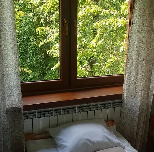 Bujakow, Zdrojowa 58a *